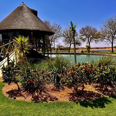 Lapa Lange Game Hospedaje Mariental Exterior foto